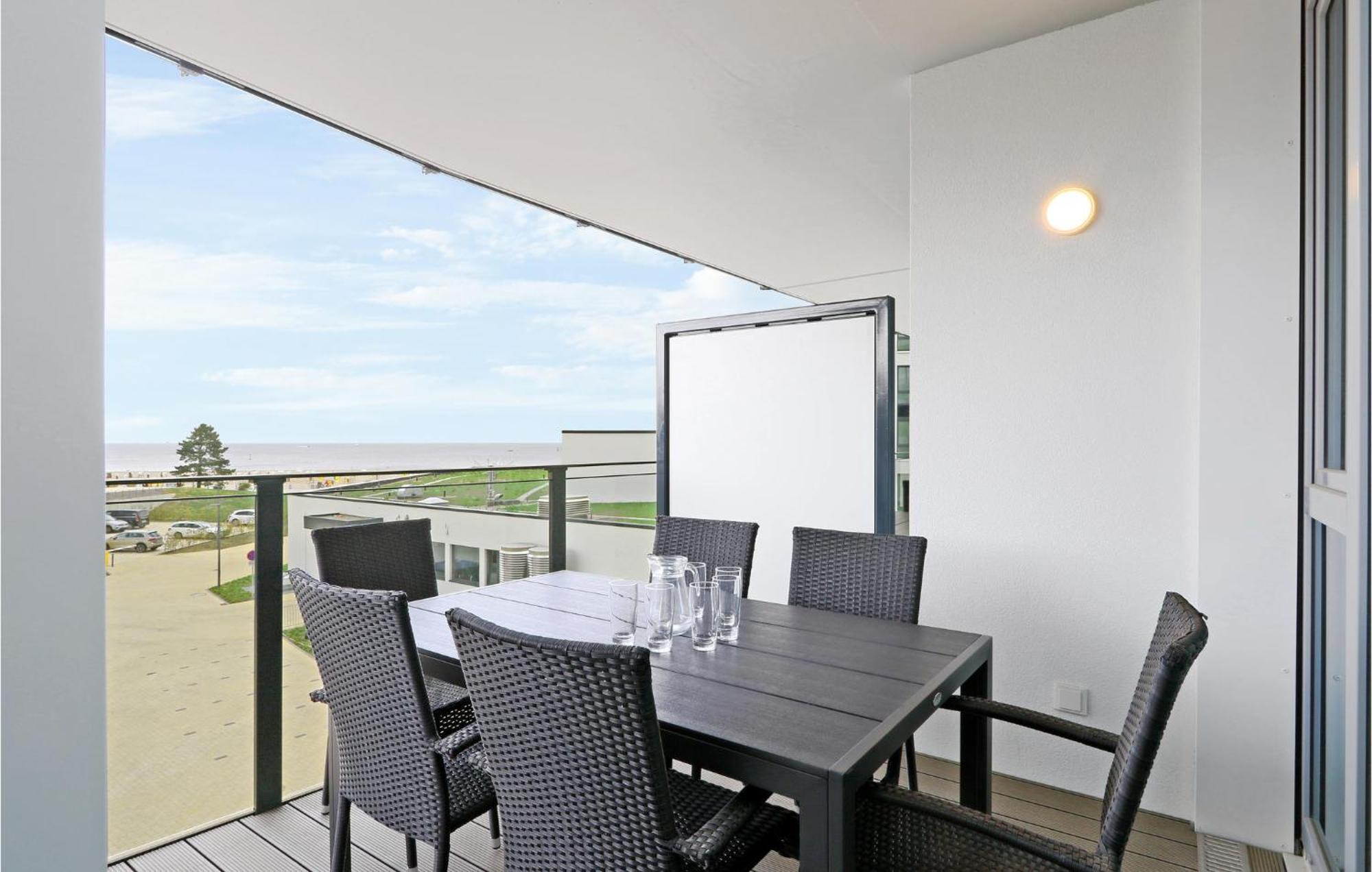 Awesome Apartment In Luebeck Travemuende With Sauna Exteriör bild